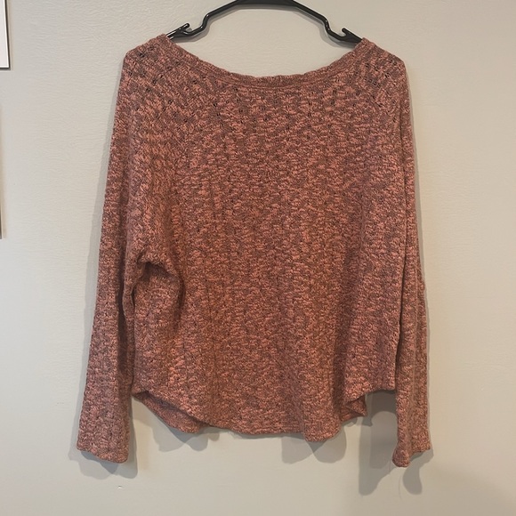 BDG Women’s Sweater- Medium - Picture 2 of 4